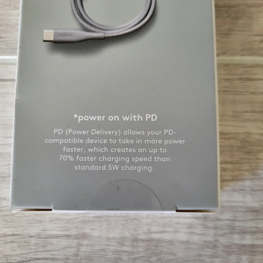Heyday to‎ USB-C fast charging cable 3 Feet Gray IPhone Ipad